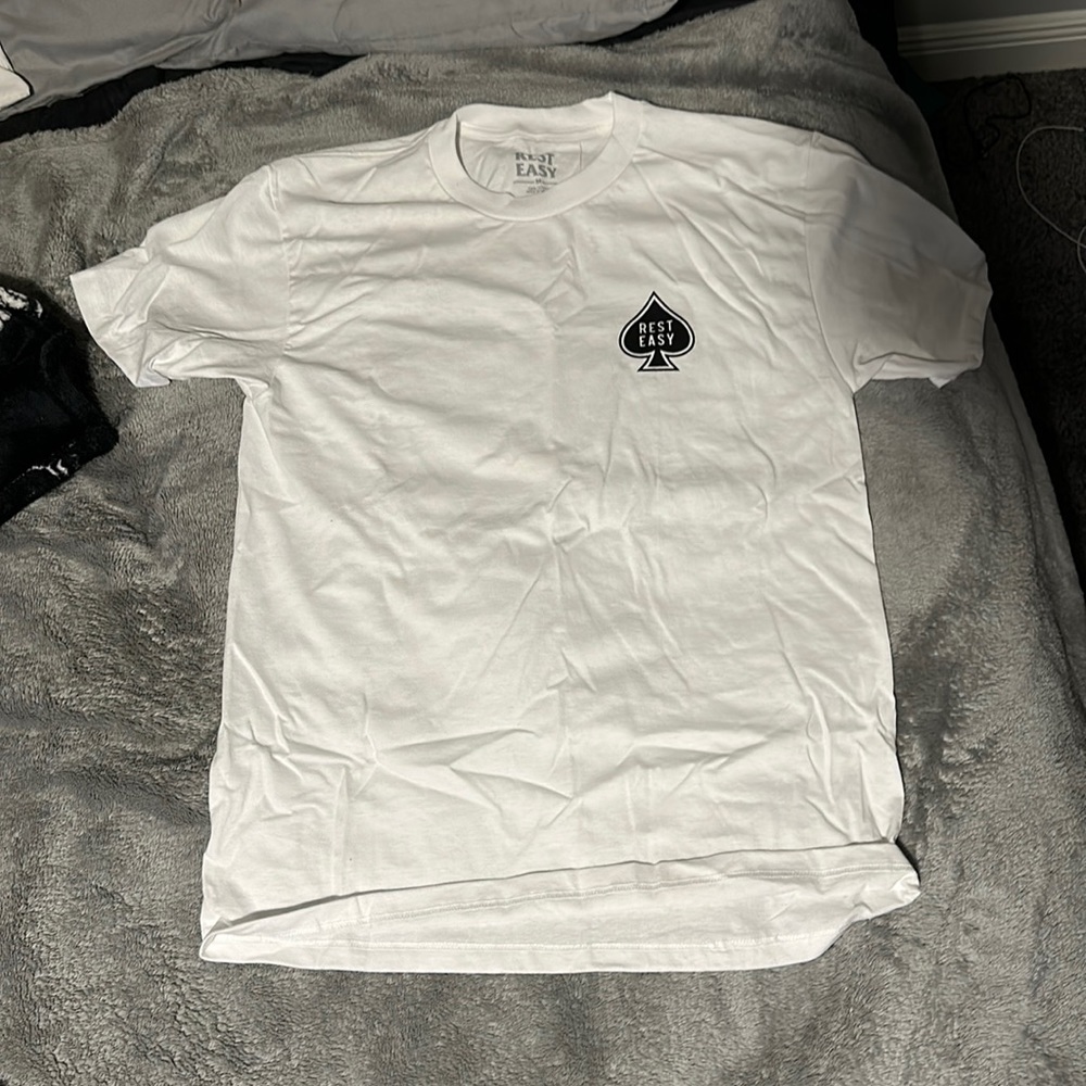 Brand new shirt never worn before. Simply did not fit me.